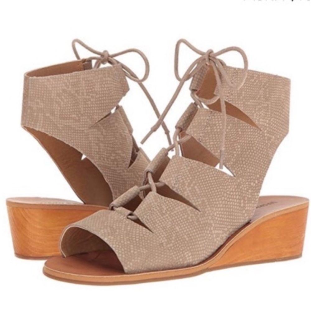 Lucky Brand Wedge Sandals